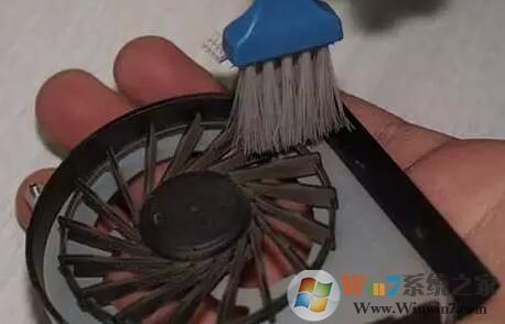 1502960035105096.jpg 電腦風(fēng)扇聲音大怎么辦